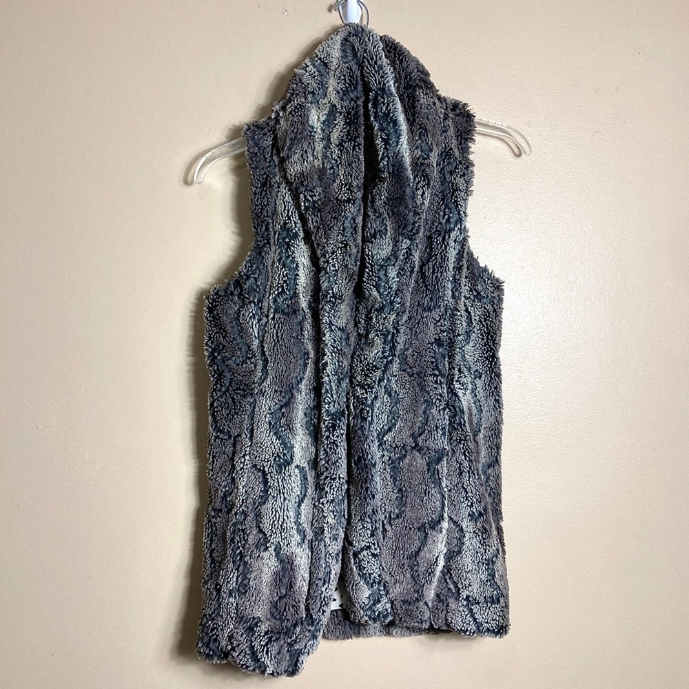 Alice + Olivia Faux Fur Vest Gray